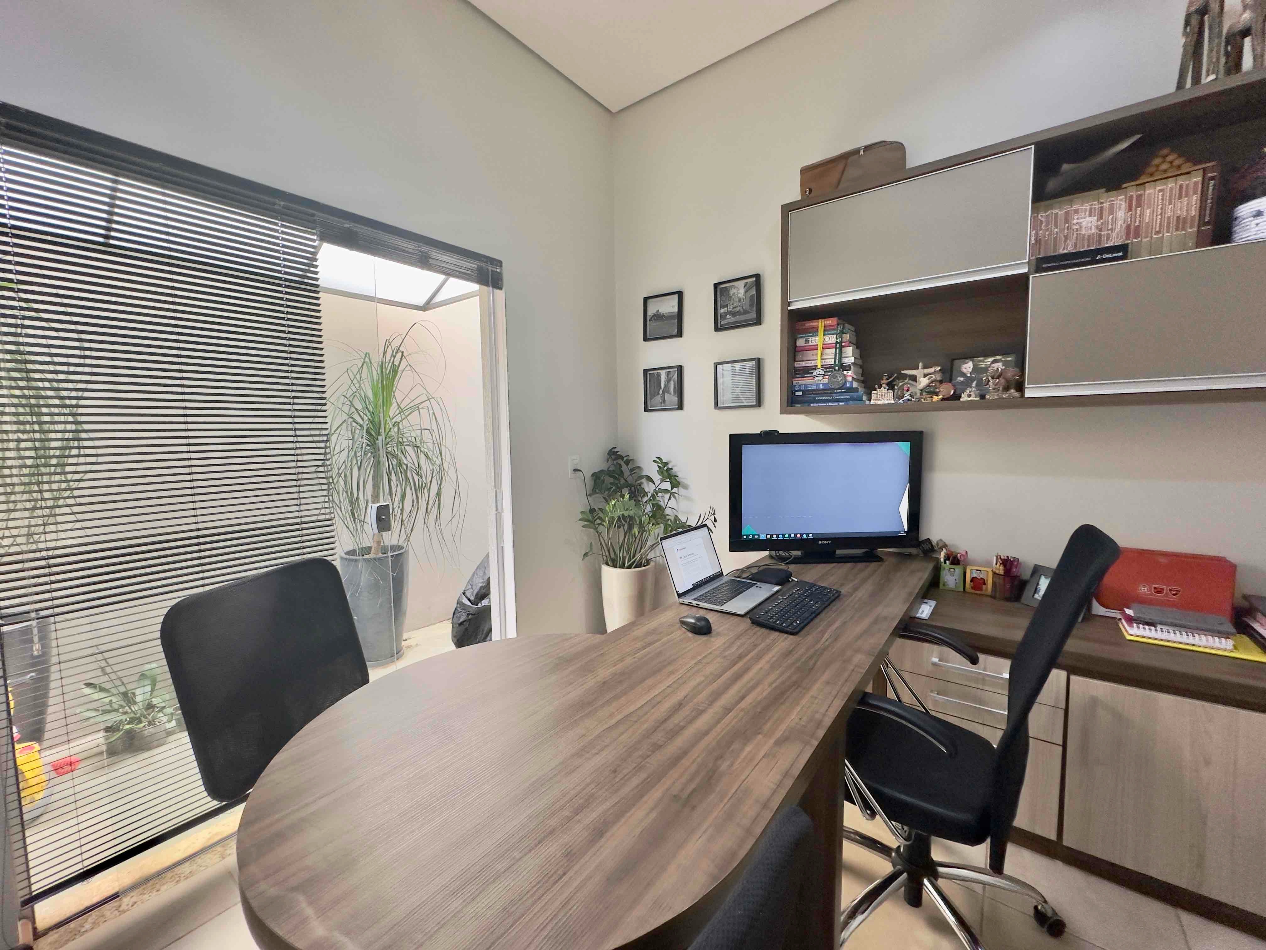 Imagens do imóveis Casa com 3 dormitórios e 1 escritório com ampla área de lazer, Bairro Nova Santa Cruz, Mogi Mirim SP