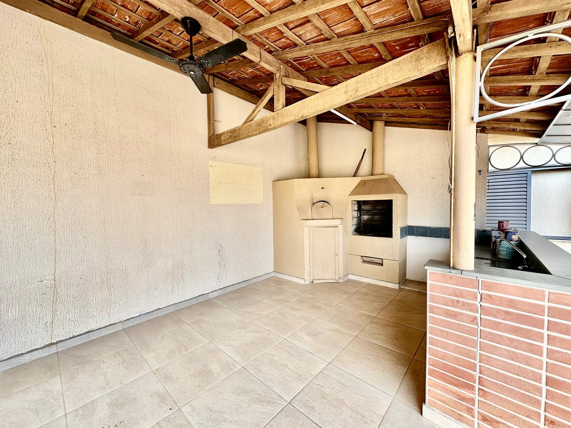 Imagens do imóveis Casa terrea com 3 três suítes piscina e área de lazer à venda, bairro Saúde, próximo ao fórum Mogi Mirim, SP