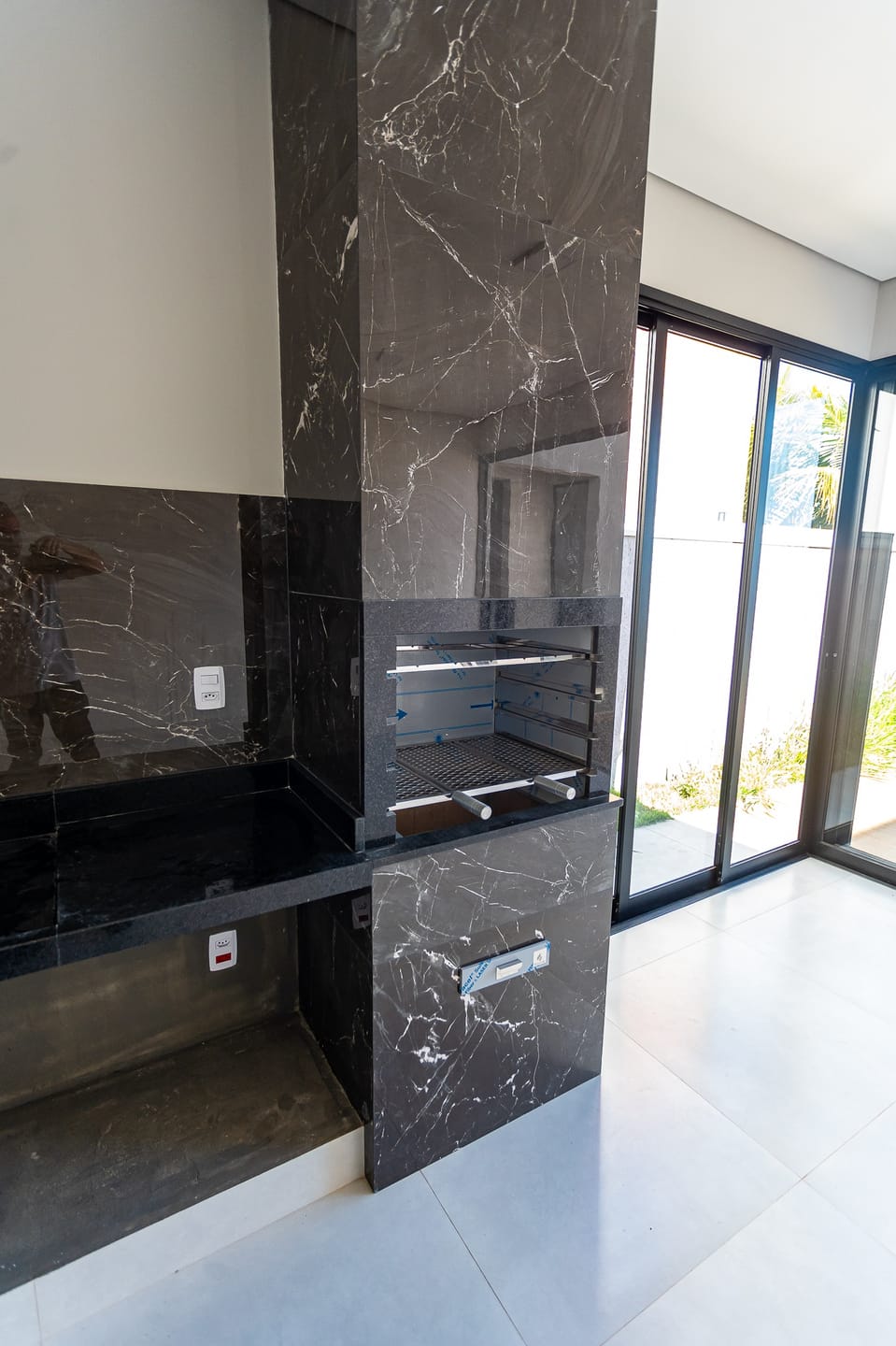 Imagens do imóveis Casa Térrea com 3 Suítes e piscina em Condomínio, Condomínio Alvorada Mogi Mirim SP