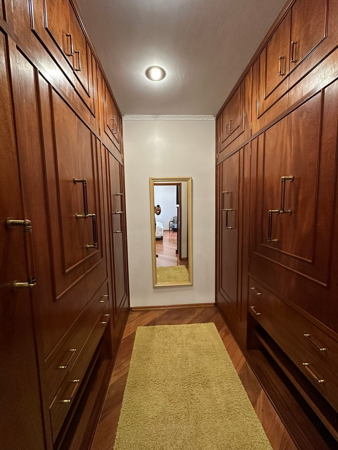 Imagens do imóveis CASA COM 3 SUÍTES E PISCINA À VENDA JARDIM ÁUREA MOGI MIRIM, SP