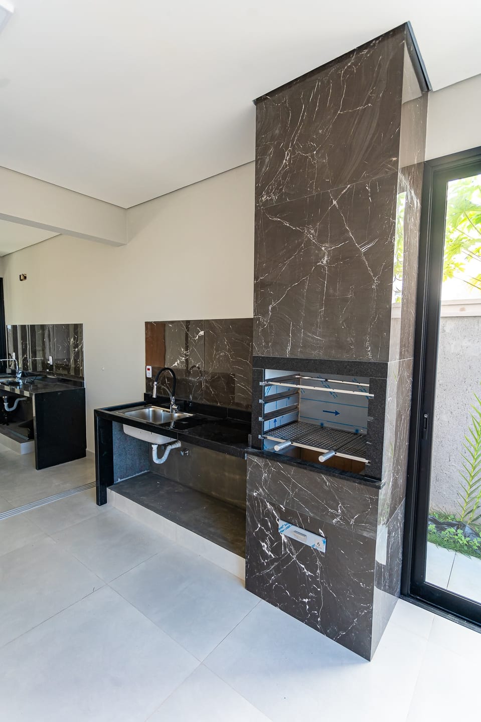 Imagens do imóveis Casa Térrea com 3 Suítes e piscina em Condomínio, Condomínio Alvorada Mogi Mirim SP