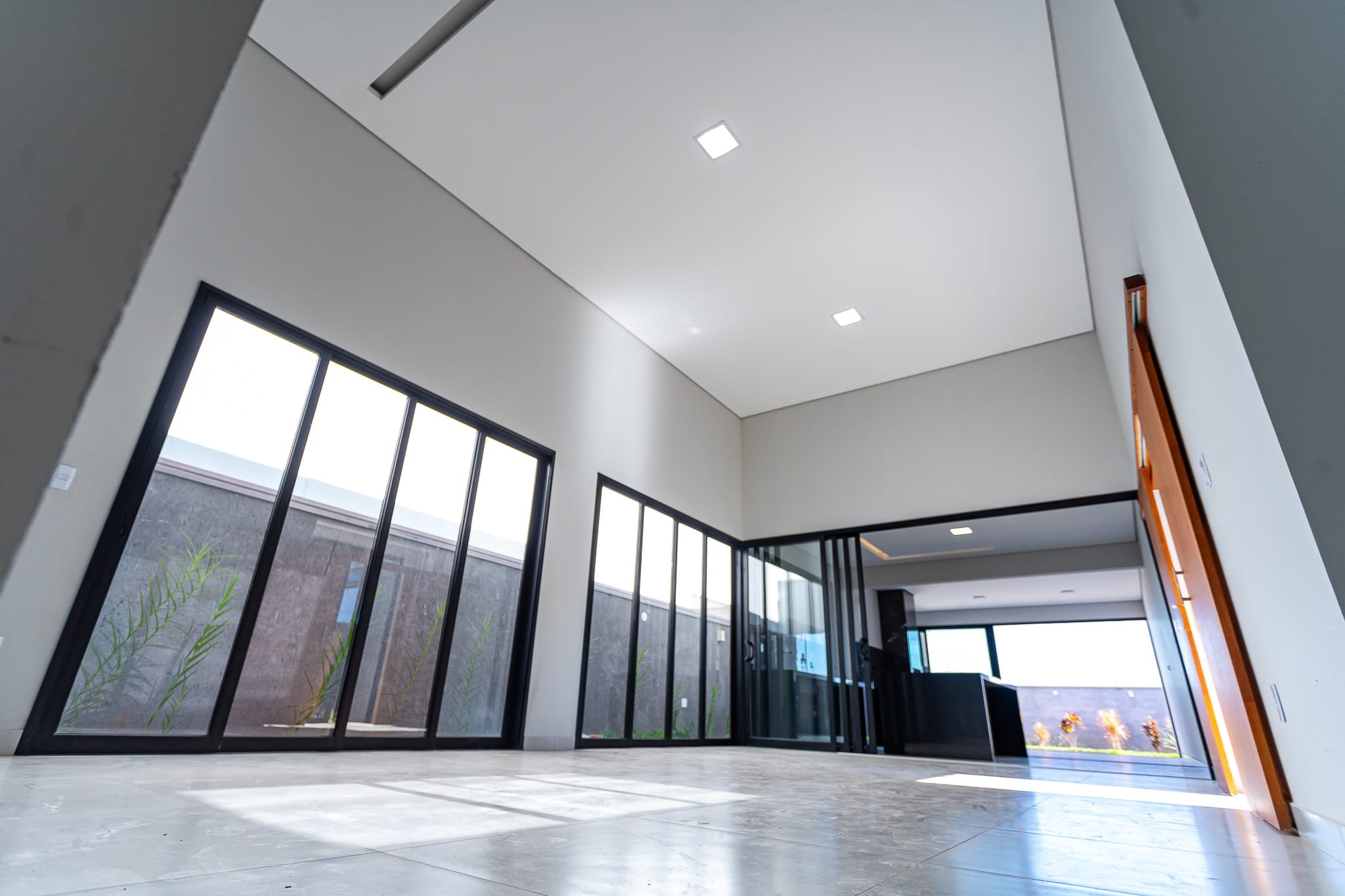 Imagens do imóveis Casa Térrea com 3 Suítes e piscina em Condomínio, Condomínio Alvorada Mogi Mirim SP