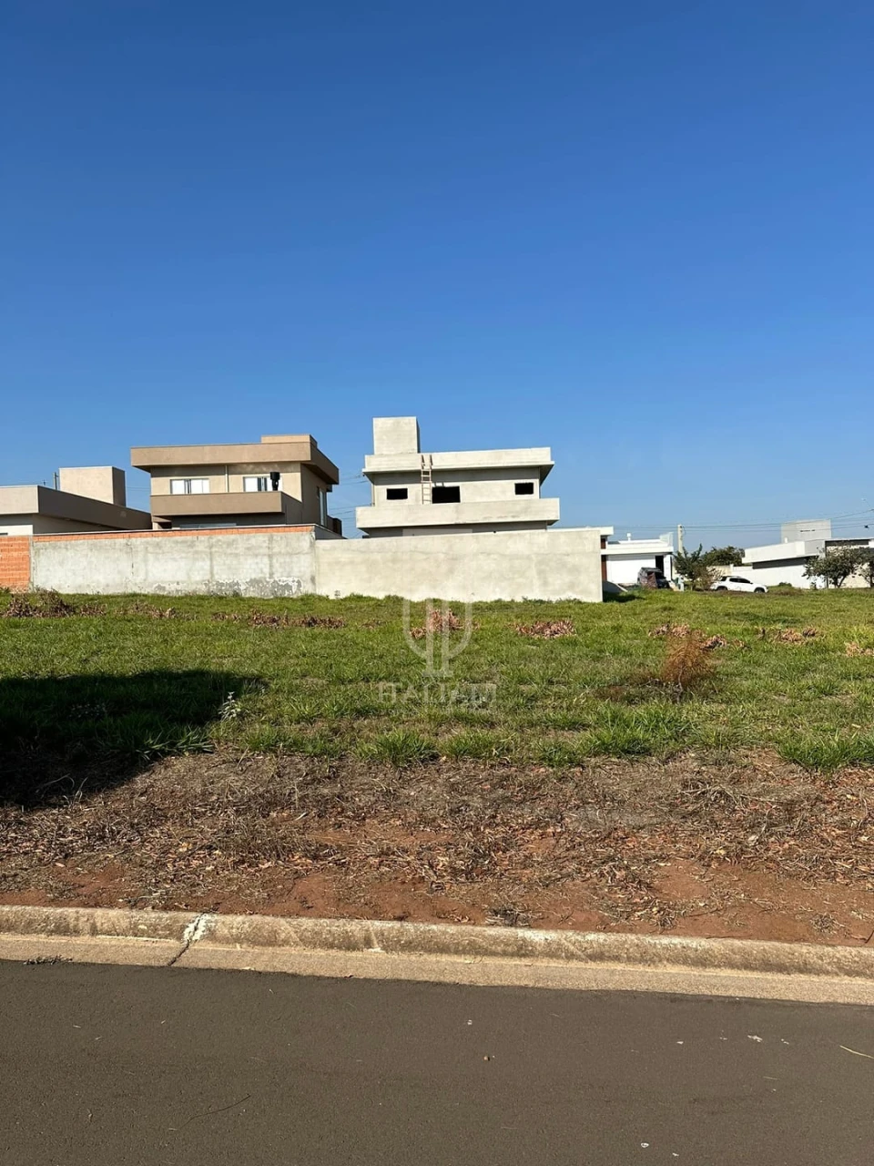 Imagens do imóveis Terreno Lote Plano à venda no Condomínio Residencial Vila Toscana, Mogi Mirim, SP