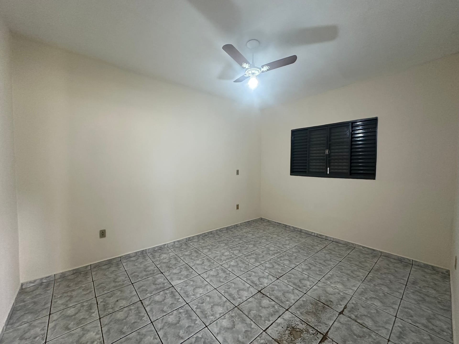 Imagens do imóveis CASA TÉRREA NO JARDIM SILVANIA EM MOGI MIRIM MINHA CASA MINHA VIDA MUITO ESPAÇO