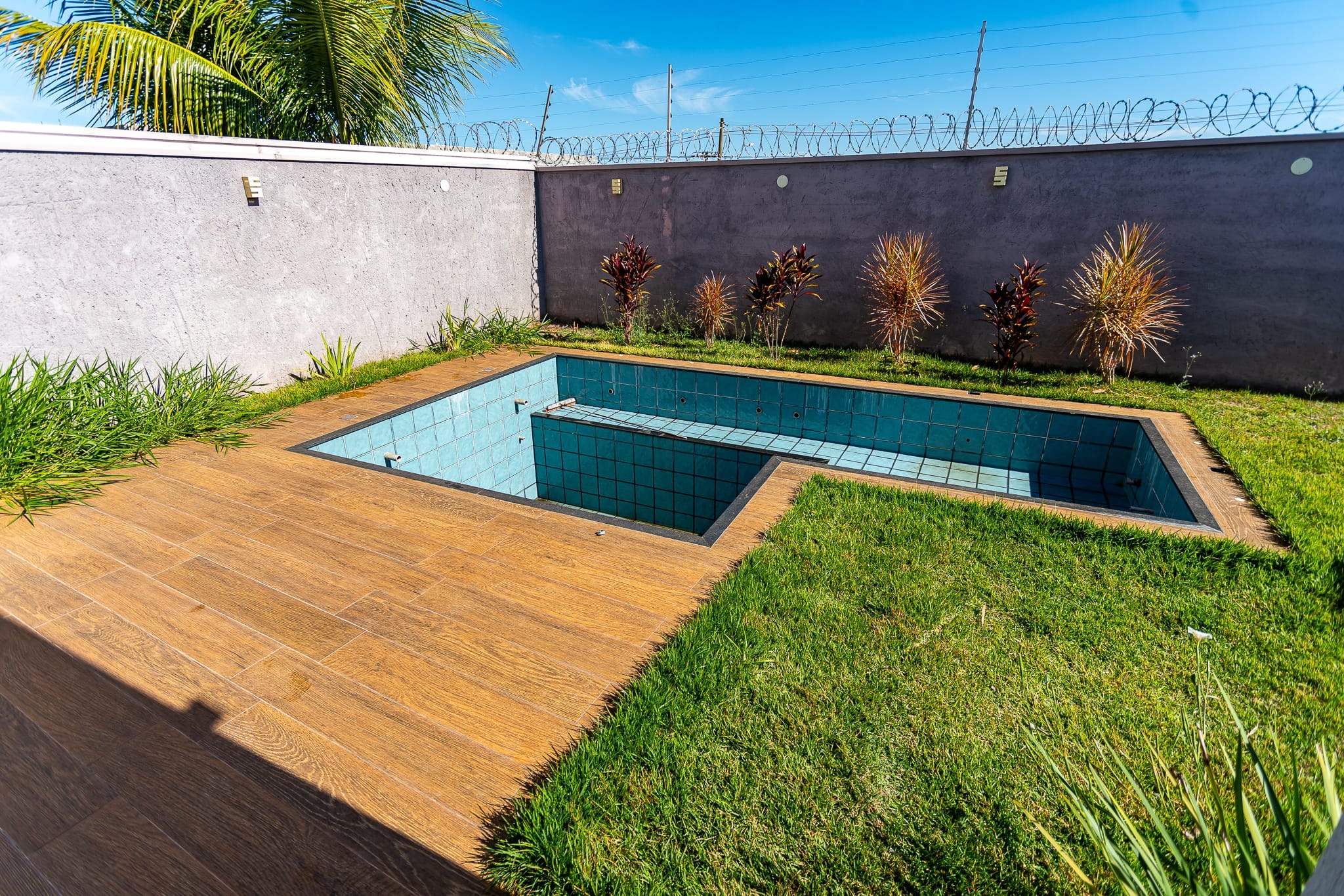 Imagens do imóveis Casa Térrea com 3 Suítes e piscina em Condomínio, Condomínio Alvorada Mogi Mirim SP