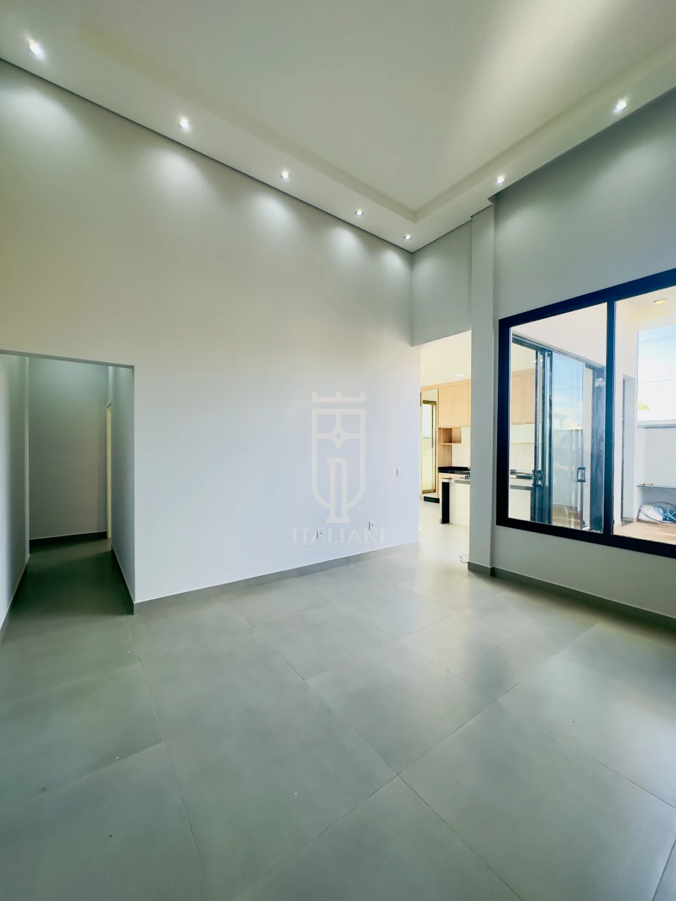 Imagens do imóveis Casa com Piscina e 3 quartos muito espaçosa no Condomínio Residencial Reserva da Mata em Mogi Mirim SP