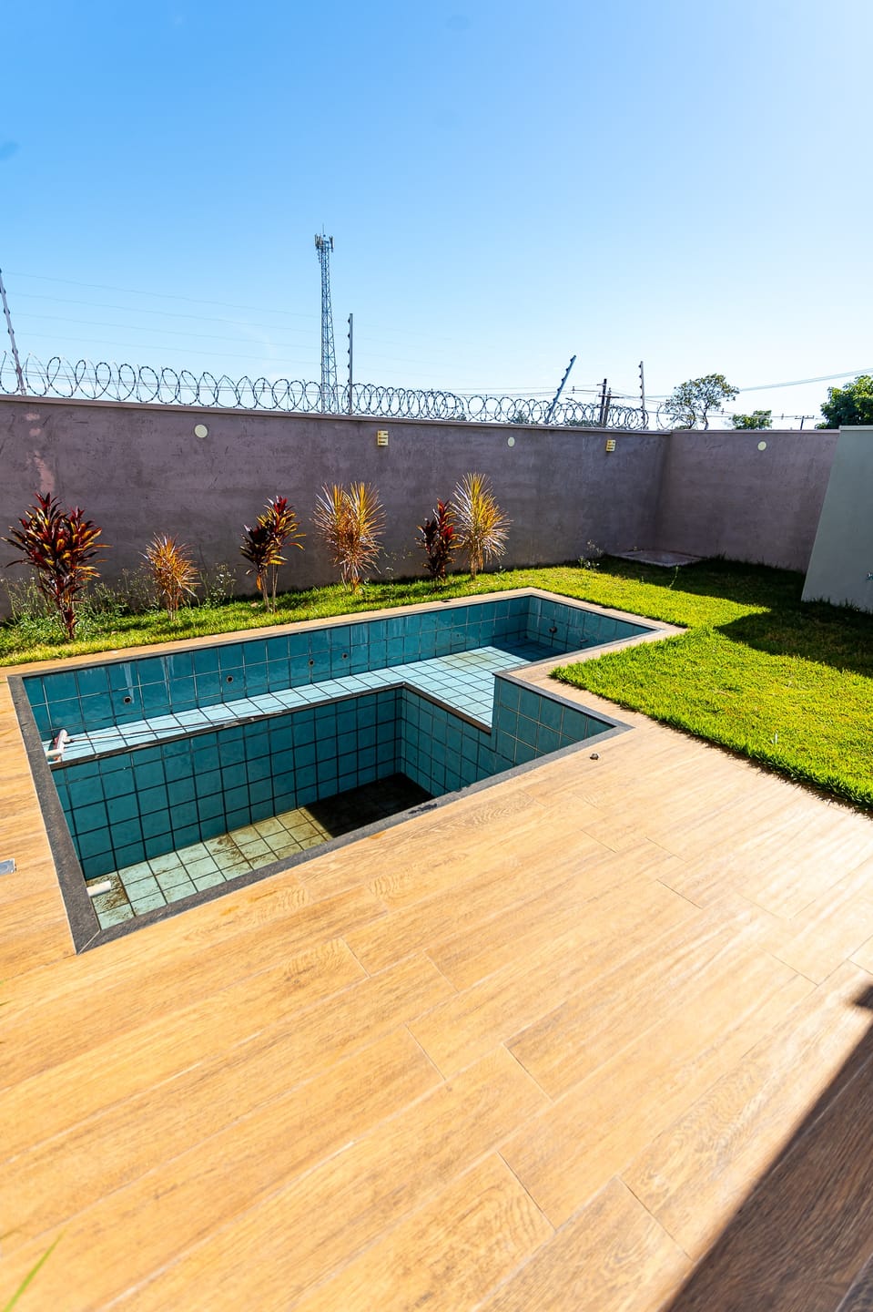 Imagens do imóveis Casa Térrea com 3 Suítes e piscina em Condomínio, Condomínio Alvorada Mogi Mirim SP