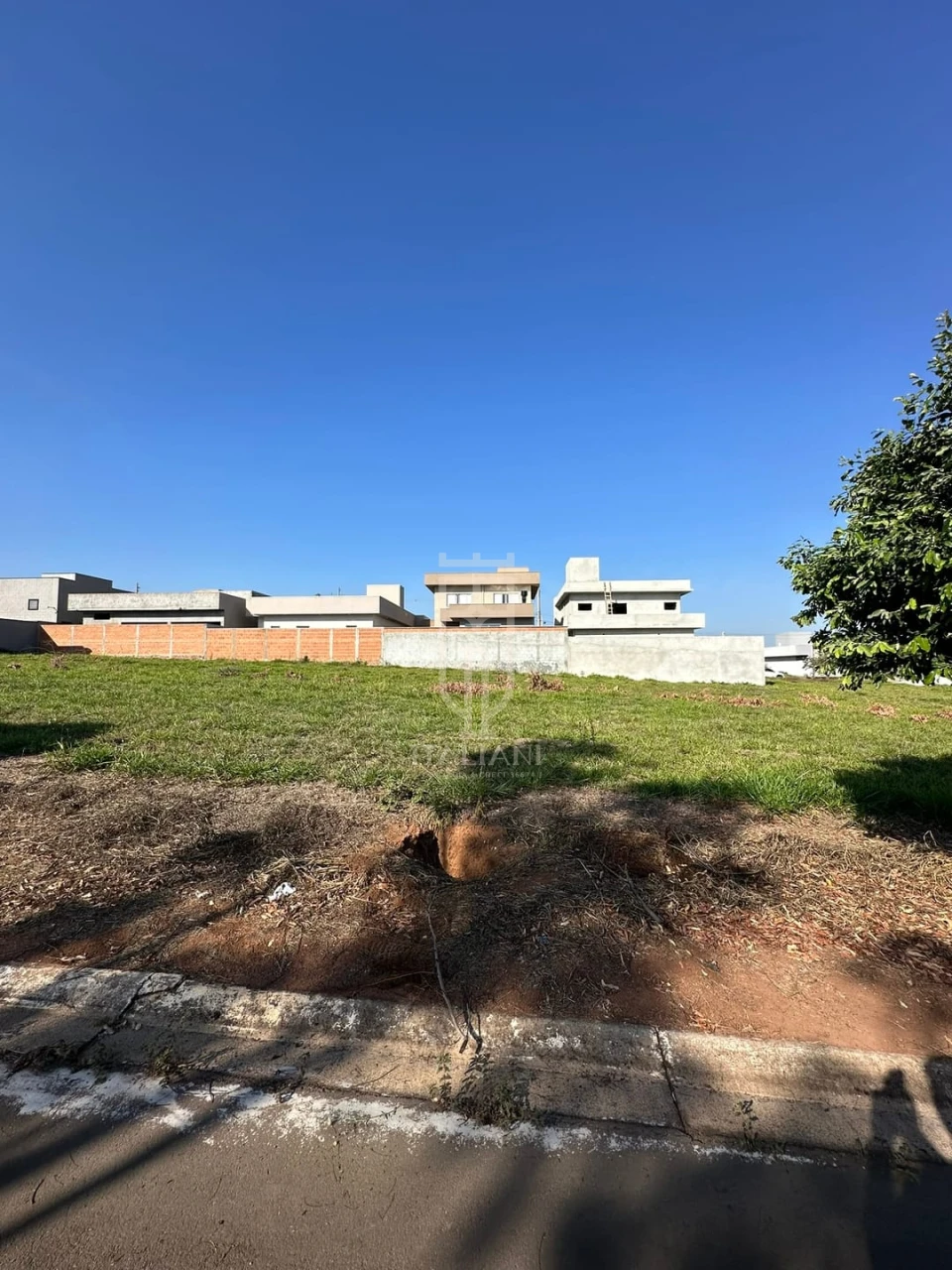 Imagens do imóveis Terreno Lote Plano à venda no Condomínio Residencial Vila Toscana, Mogi Mirim, SP