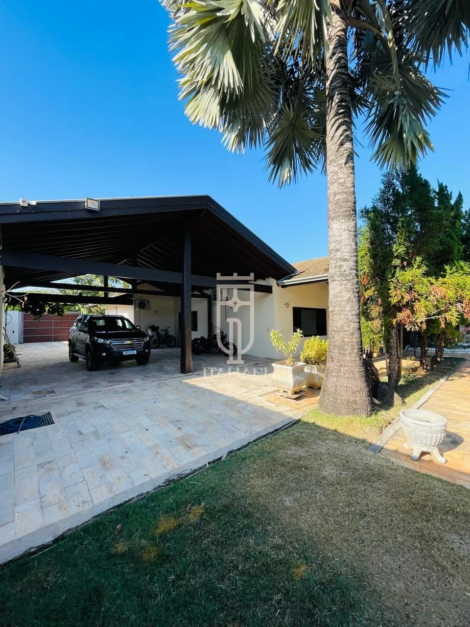 Imagens do imóveis Chácara com piscina em excelente localização em Mogi Mirim SP