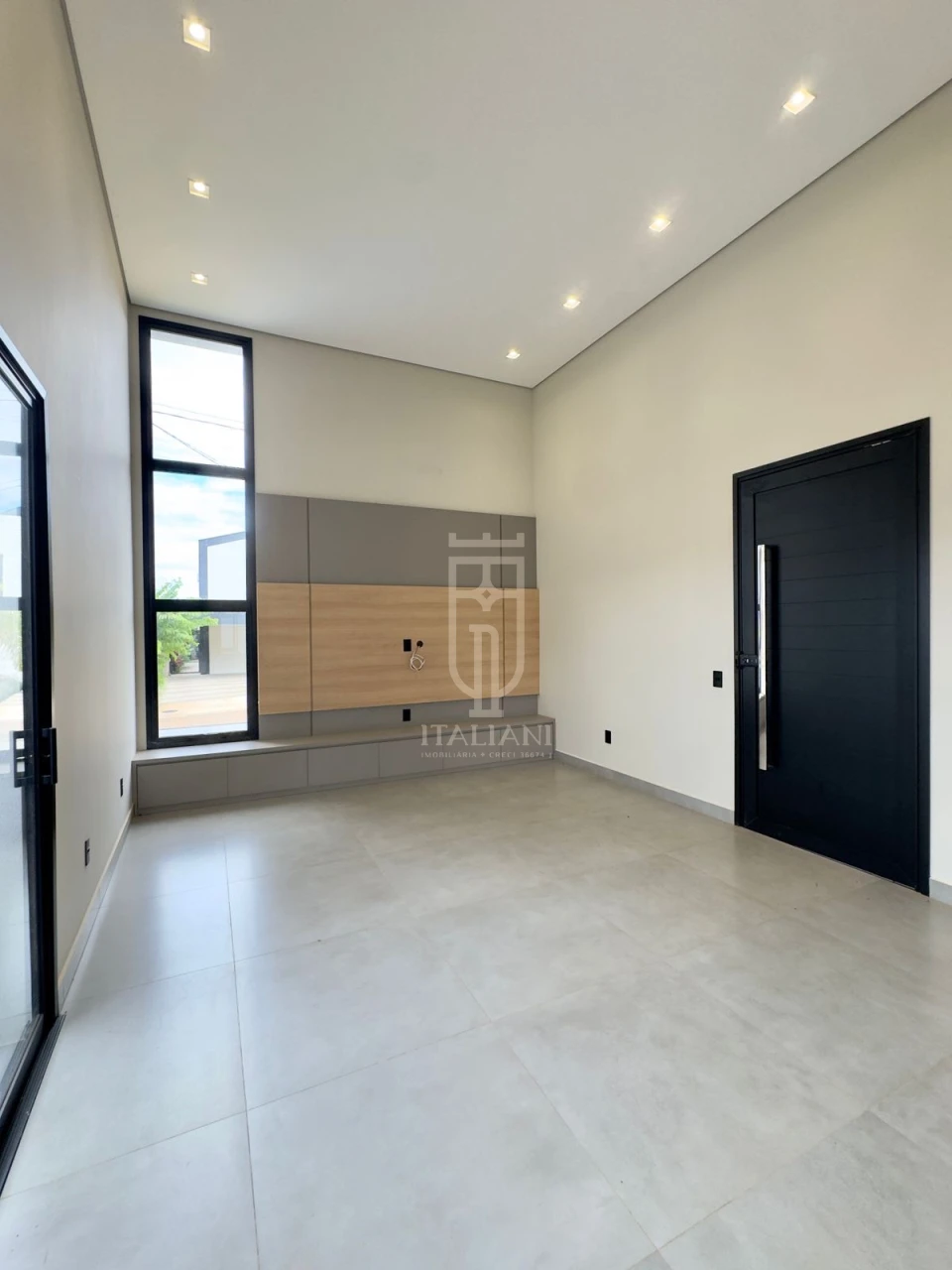 Imagens do imóveis Casa Térrea Em Condomínio com 3 Suítes E Piscina