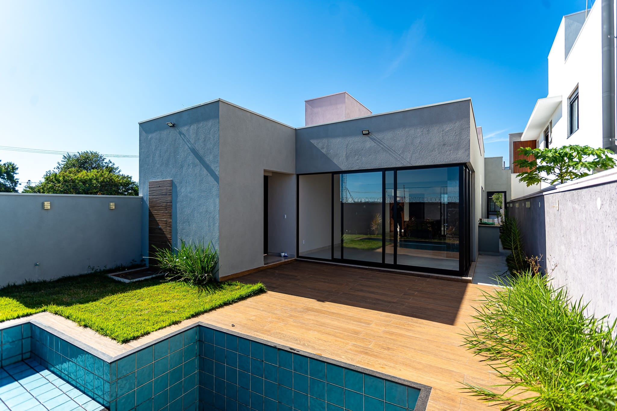 Imagens do imóveis Casa Térrea com 3 Suítes e piscina em Condomínio, Condomínio Alvorada Mogi Mirim SP