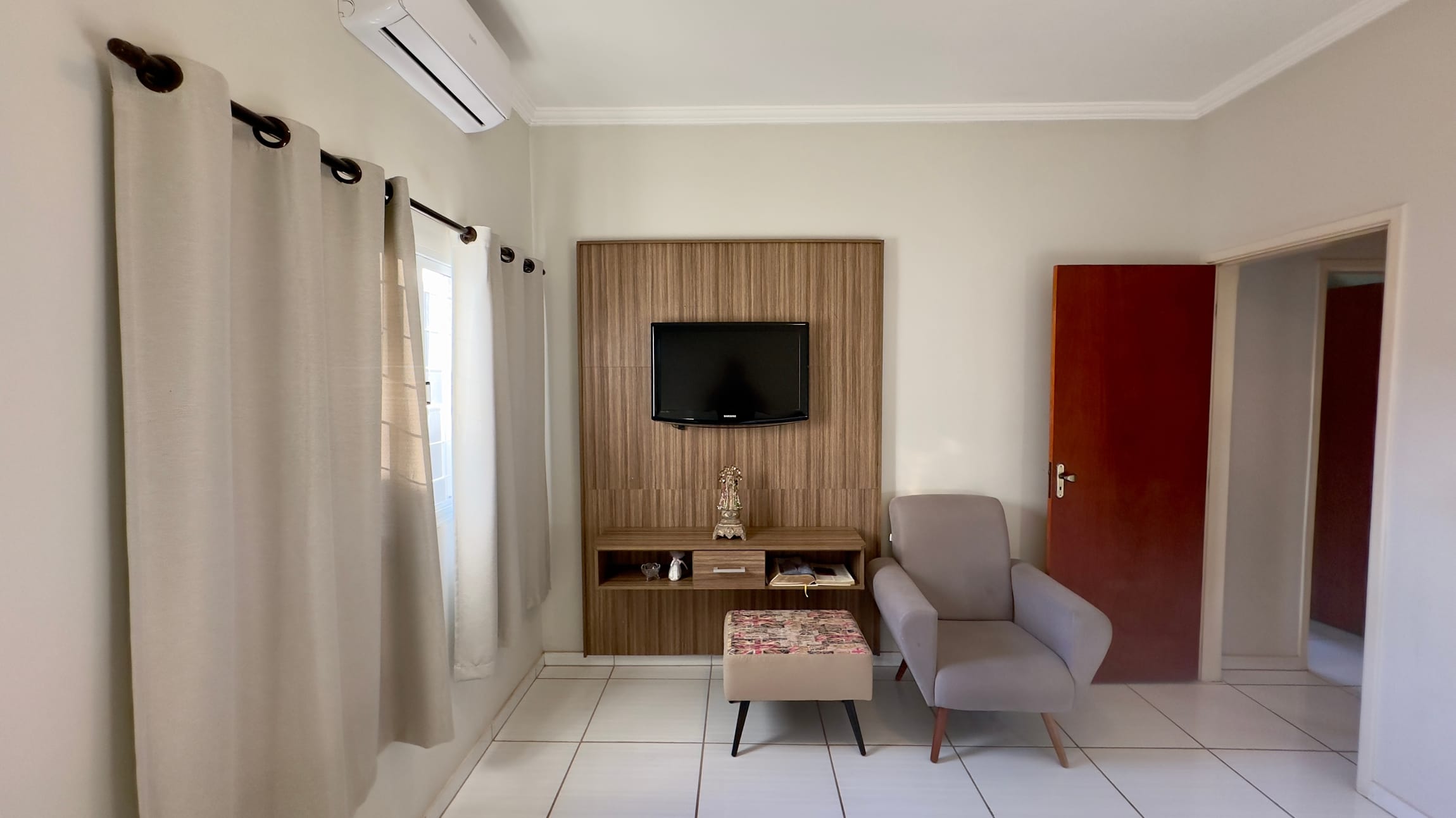 Imagens do imóveis Casa à Venda Próxima ao Clube Mogiano com 3 quartos e área de lazer no Residencial João Bordignon, Mogi Mirim, SP