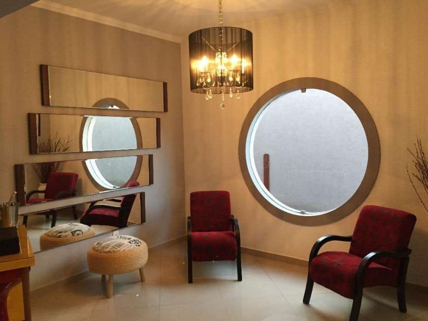 Imagens do imóveis Casa Térrea com 3 quartos e churrasqueira e 2 vagas cobertas em Ótima Localização no Residencial do Bosque, Mogi Mirim, SP