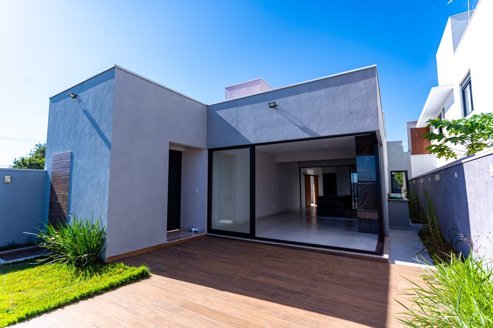 Imagens do imóveis Casa Térrea com 3 Suítes e piscina em Condomínio, Condomínio Alvorada Mogi Mirim SP