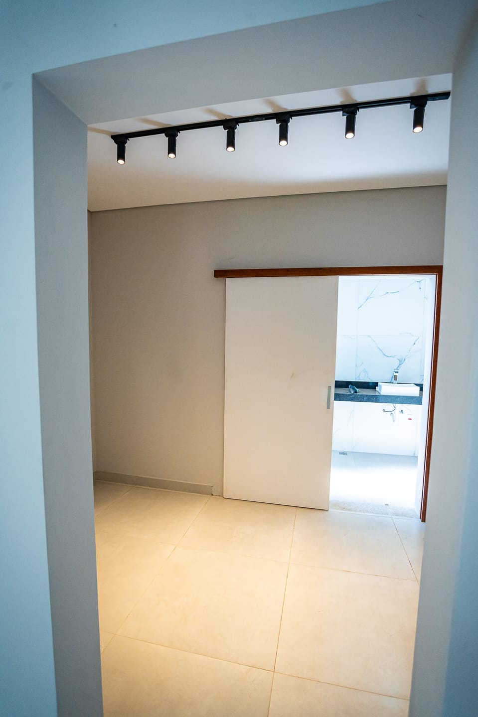 Imagens do imóveis Casa Térrea com 3 Suítes e piscina em Condomínio, Condomínio Alvorada Mogi Mirim SP