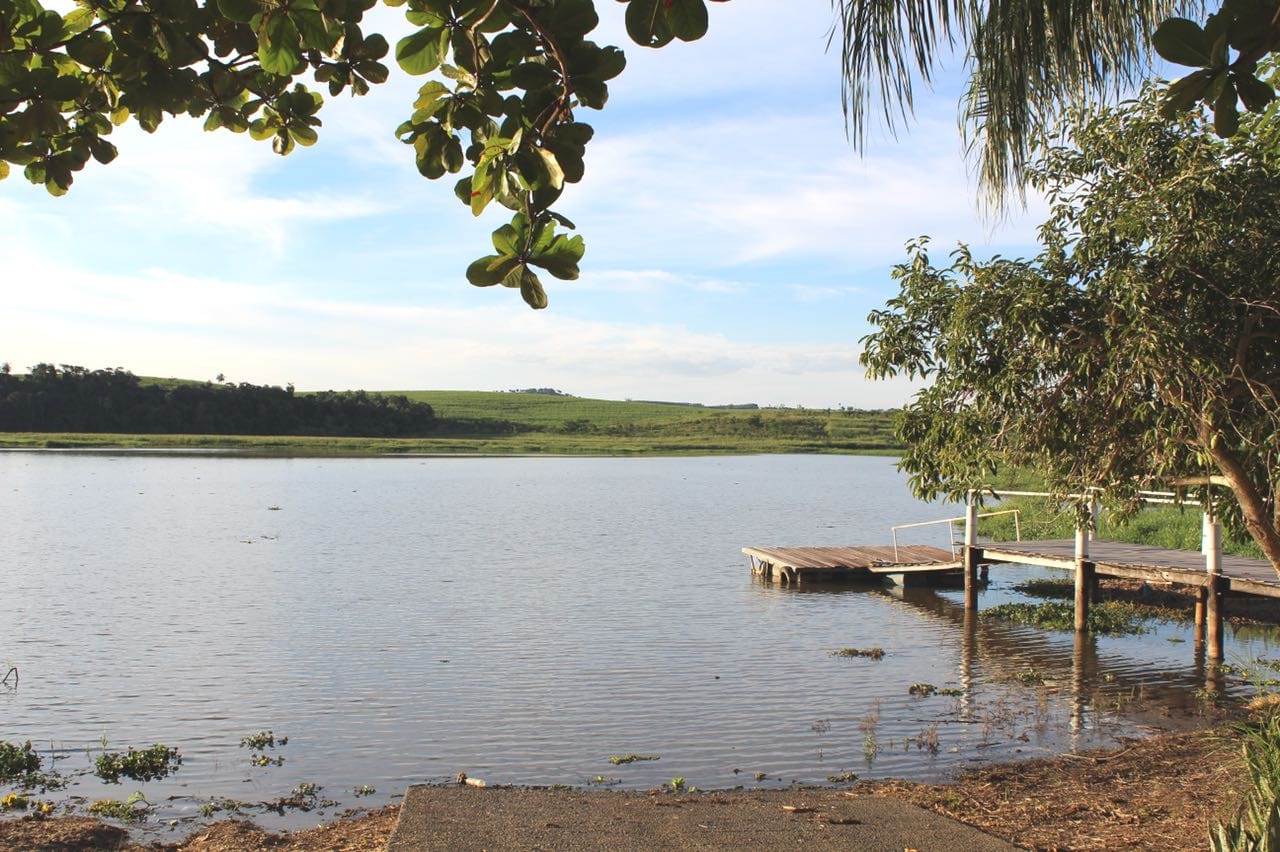 Imagens do imóveis Terreno Lote de Chácaras Com Represa 1000 m ² Condomínio Fechado Interior São Paulo - Itapira