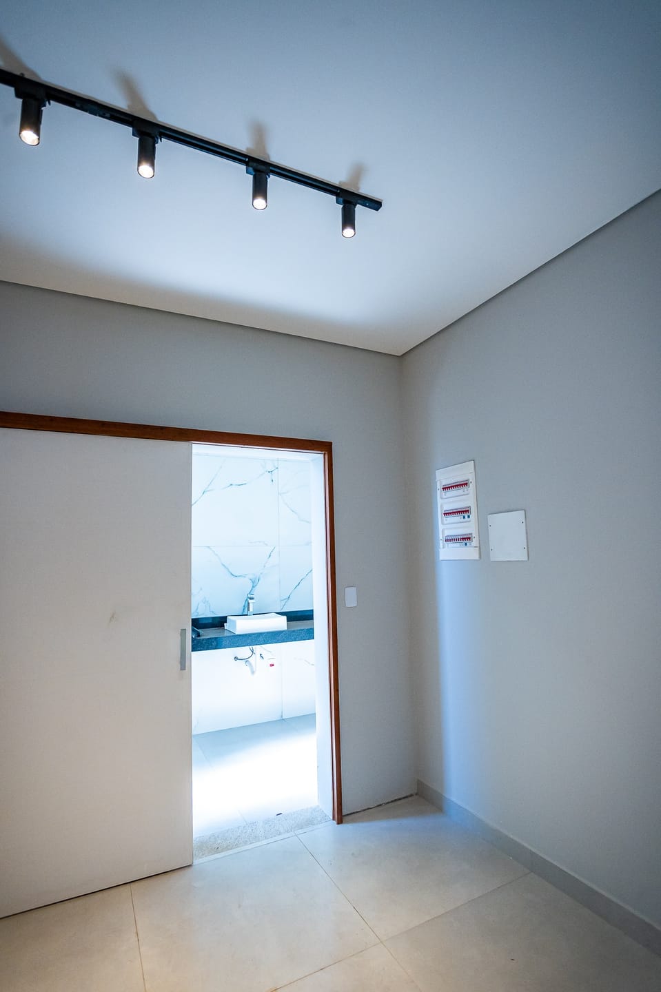 Imagens do imóveis Casa Térrea com 3 Suítes e piscina em Condomínio, Condomínio Alvorada Mogi Mirim SP