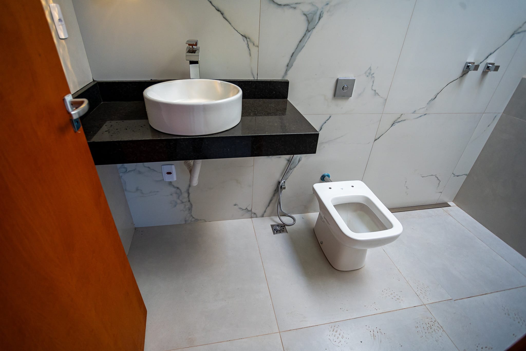 Imagens do imóveis Casa Térrea com 3 Suítes e piscina em Condomínio, Condomínio Alvorada Mogi Mirim SP