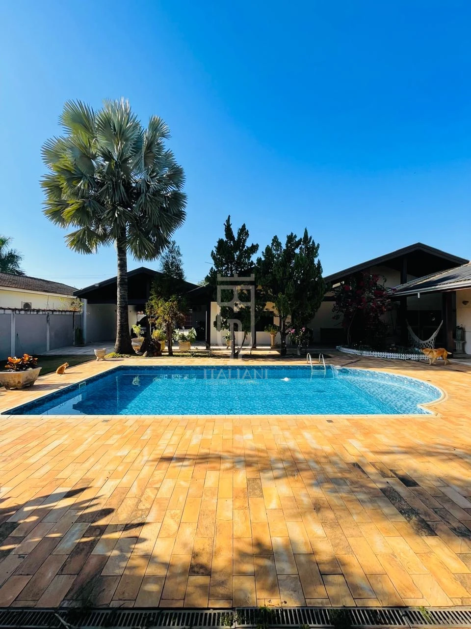 Imagens do imóveis Chácara com piscina em excelente localização em Mogi Mirim SP