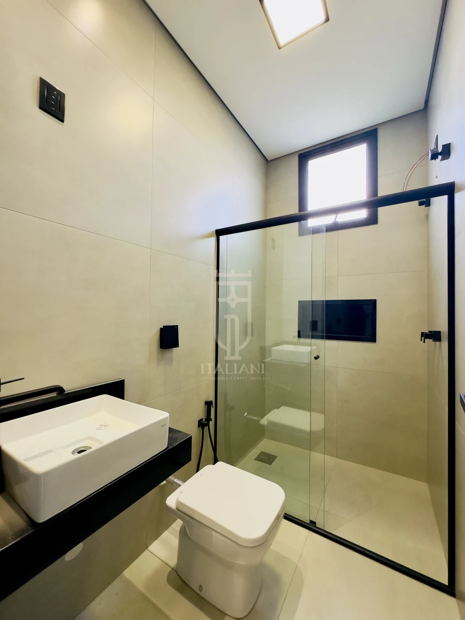 Imagens do imóveis Casa térrea nova recém construída com 3 quartos sendo 1 suíte