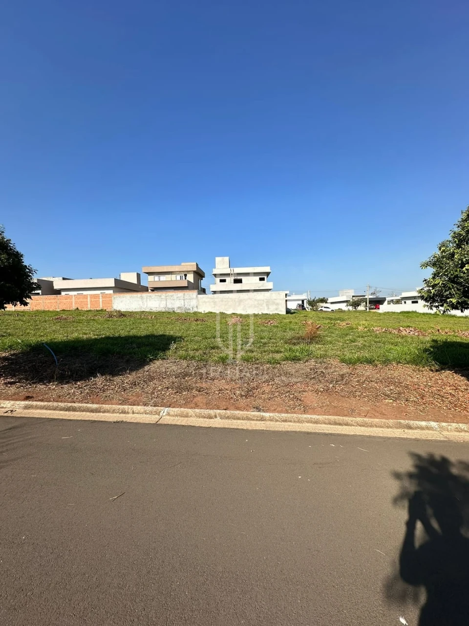 Imagens do imóveis Terreno Lote Plano à venda no Condomínio Residencial Vila Toscana, Mogi Mirim, SP