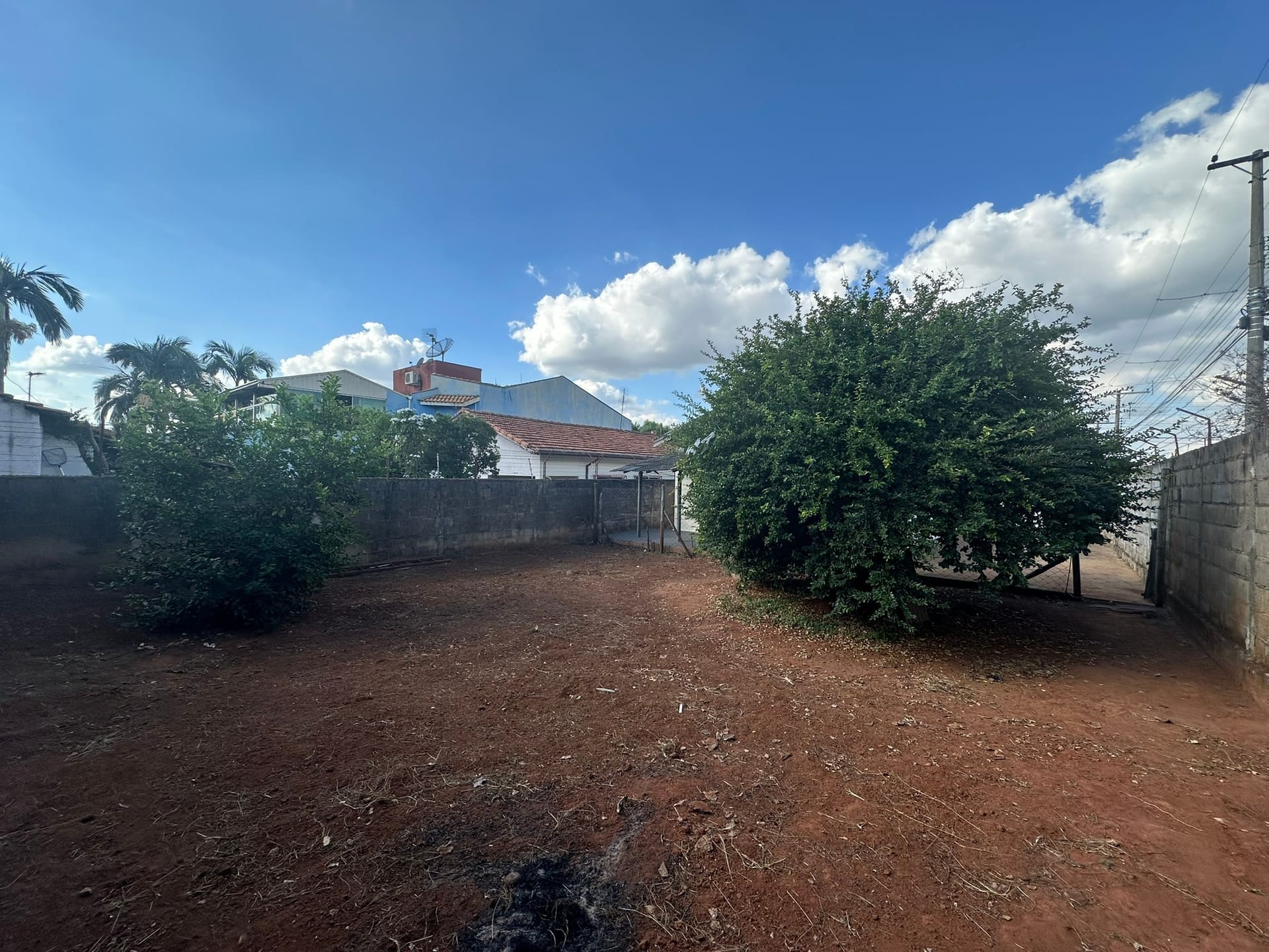 Imagens do imóveis CASA TÉRREA NO JARDIM SILVANIA EM MOGI MIRIM MINHA CASA MINHA VIDA MUITO ESPAÇO