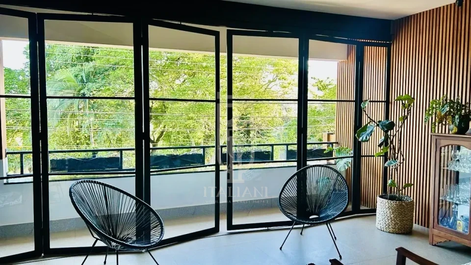 Imagens do imóveis Casa moderna e linear com 3 quartos sendo uma suíte com piscina de alto padrão Mogi Mirim Santa Cruz