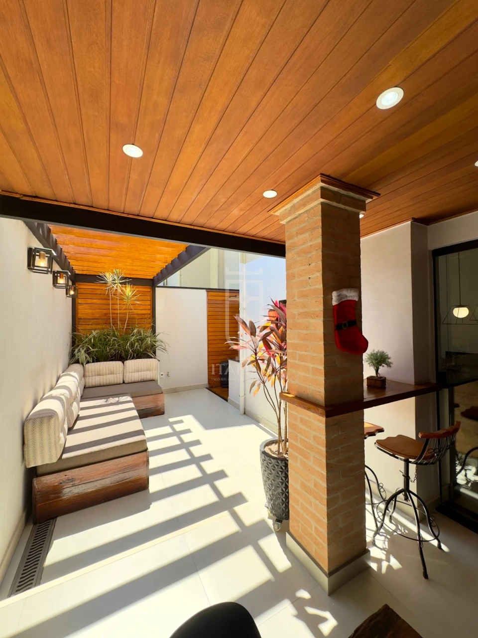 Imagens do imóveis Casa Duplex Em Condomínio Mogi Mirim