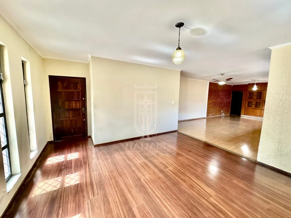 Imagens do imóveis Casa terrea com 3 três suítes piscina e área de lazer à venda, bairro Saúde, próximo ao fórum Mogi Mirim, SP