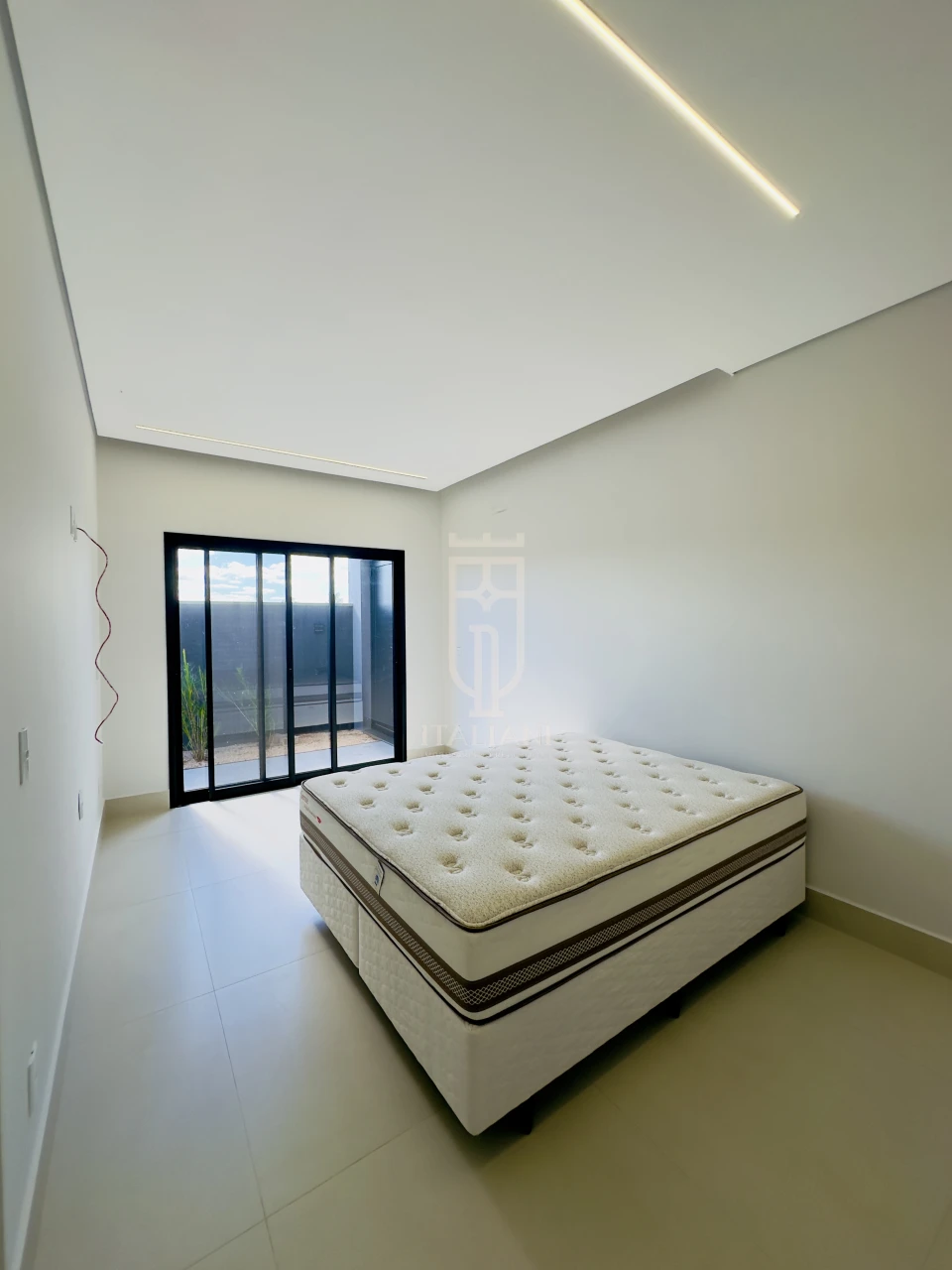 Imagens do imóveis Casa Térrea no Condomínio Flor D'Aldeia Mogi Mirim com piscina e 3 suítes