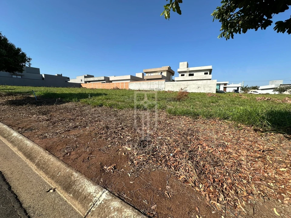 Imagens do imóveis Terreno Lote Plano à venda no Condomínio Residencial Vila Toscana, Mogi Mirim, SP