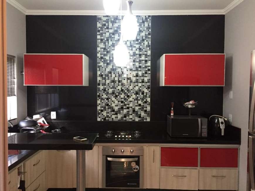 Imagens do imóveis Casa Térrea com 3 quartos e churrasqueira e 2 vagas cobertas em Ótima Localização no Residencial do Bosque, Mogi Mirim, SP