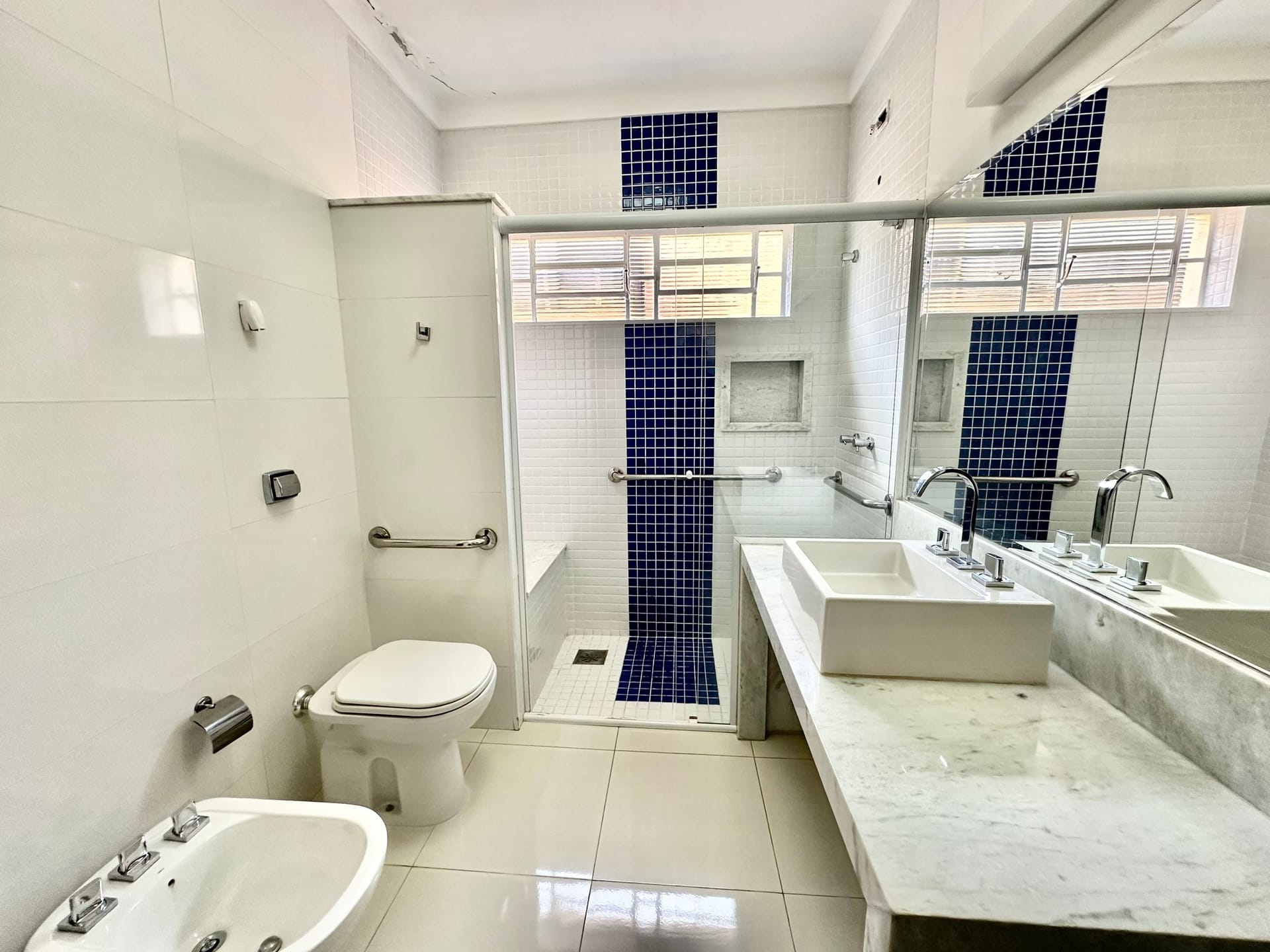 Imagens do imóveis Casa terrea com 3 três suítes piscina e área de lazer à venda, bairro Saúde, próximo ao fórum Mogi Mirim, SP