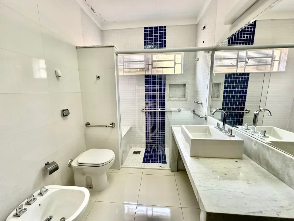 Imagens do imóveis Casa terrea com 3 três suítes piscina e área de lazer à venda, bairro Saúde, próximo ao fórum Mogi Mirim, SP