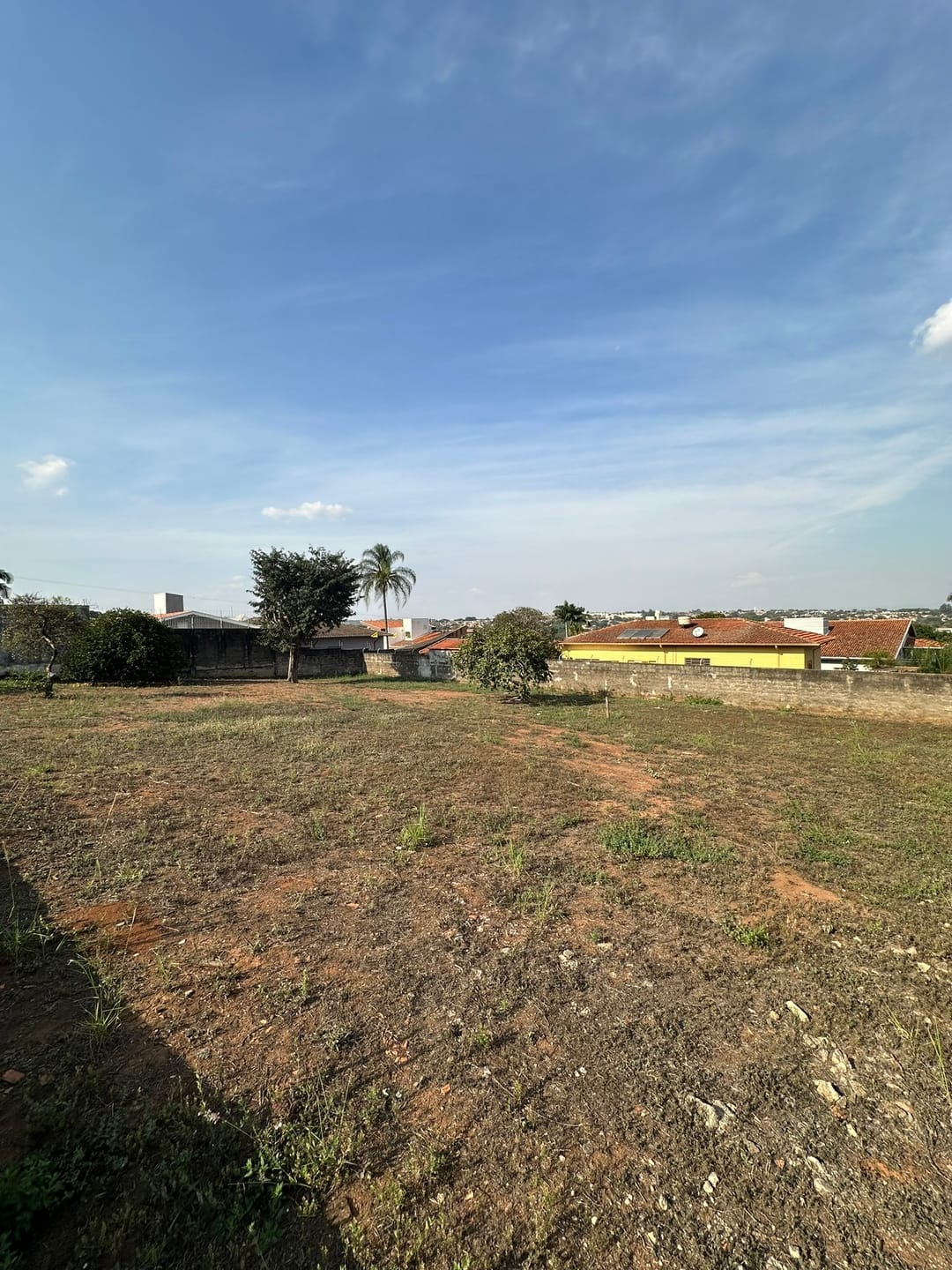 Imagens do imóveis Terreno Lote à venda com 600 m² e 14 metros de frente no Bairro Jardim Longatto em Mogi Mirim, SP