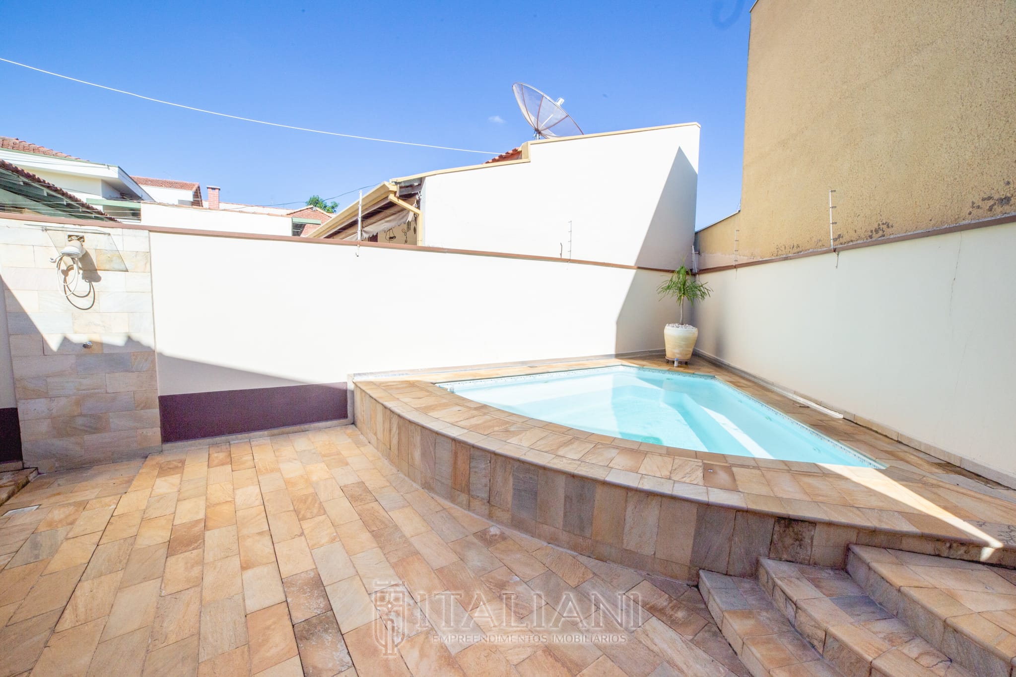 Imagens do imóveis Casa Sobrado com Piscina Bairro Santa Cruz, Mogi Mirim, SP