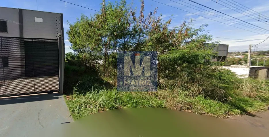 Terreno á Venda no Jd. Ana Rosa em Cambé