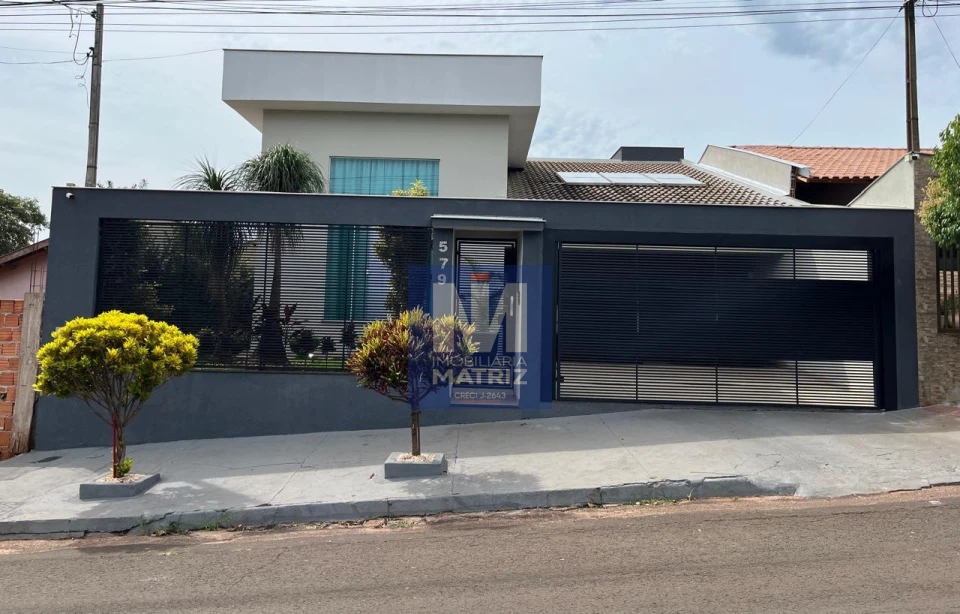 Linda residência à venda no Jd. Ana Rosa em Cambé