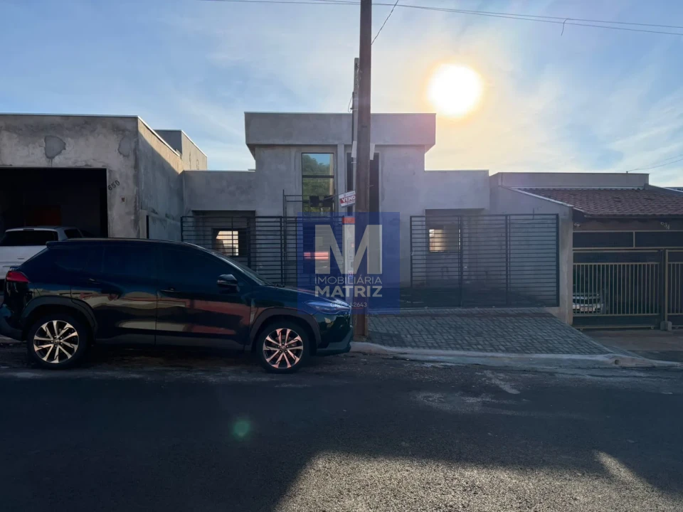 CASA GEMINADA A VENDA EM LONDRINA