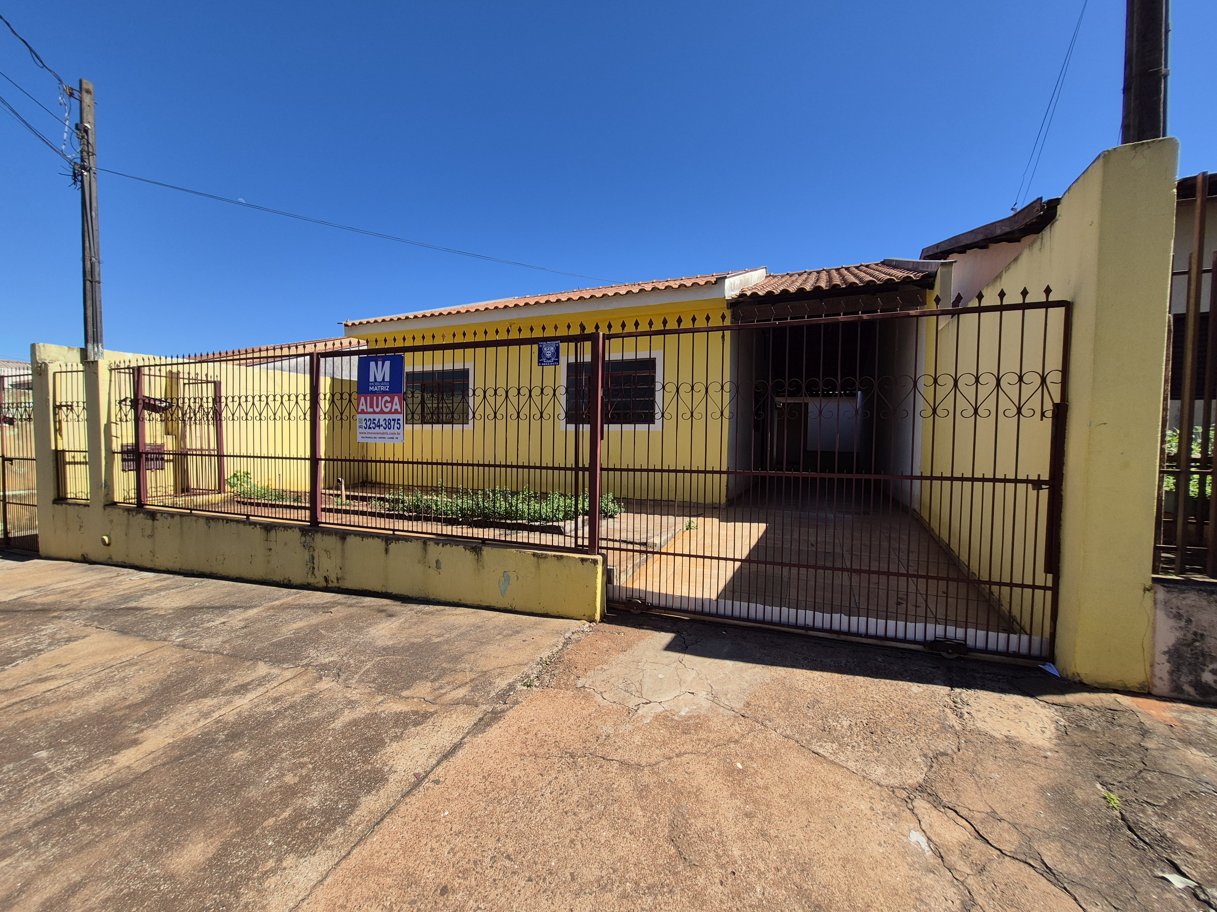Casa Térrea para Locação - Cambé 4 -  Conjunto Residencial Roberto Conceição