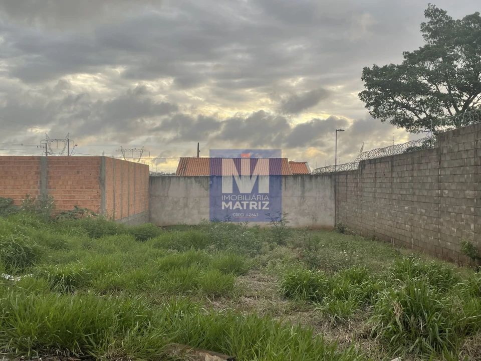 Terreno em rua  - Residencial das Torres