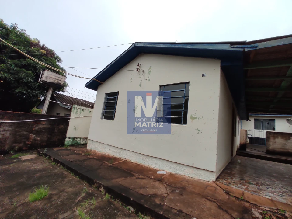 Lote com 2 Casas a Venda Jardim Cambé 3