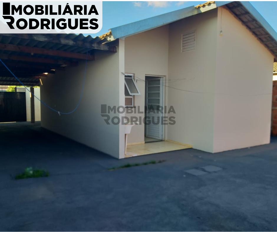 Imagens do imóveis VENDE-SE CASA EXCELENTE LOCALIZAÇÃO