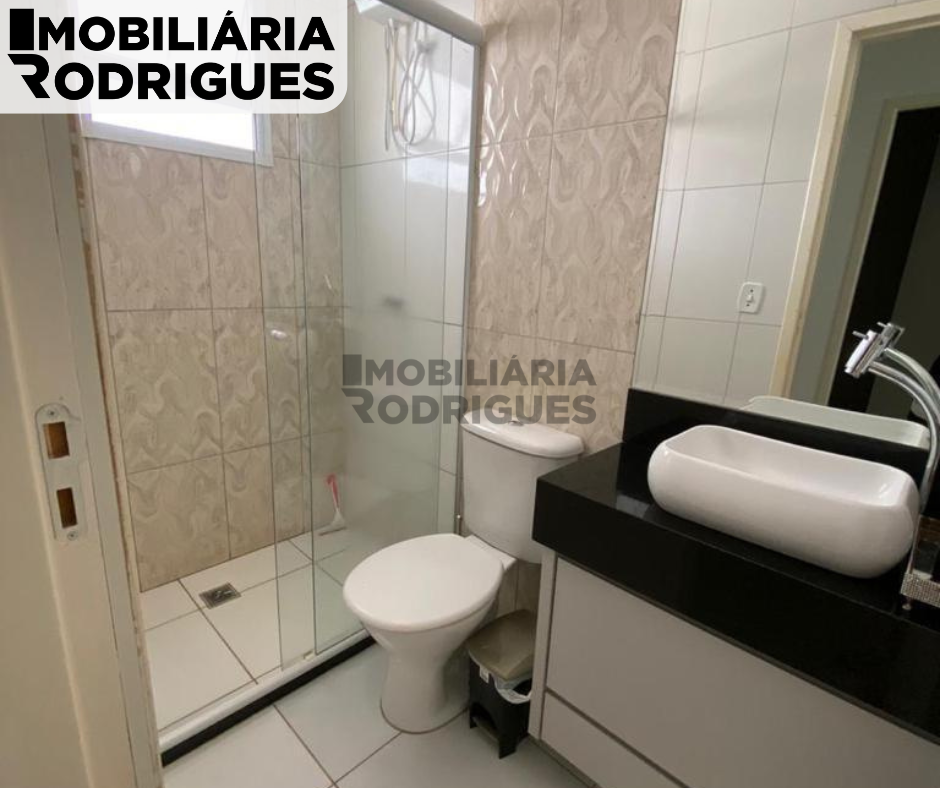 Imagens do imóveis CASA EM CONDOMINIO EM OTIMA LOCALIZAÇÃO