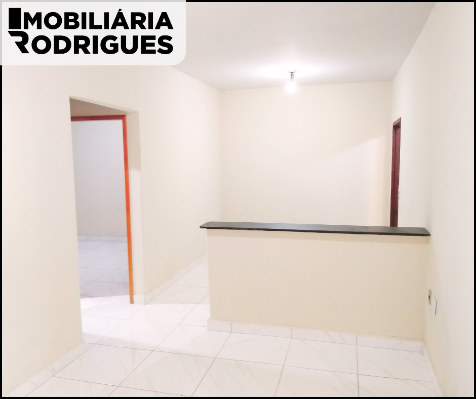 Imagens do imóveis CASA 2 Dormitório Px. ao Novo Supermercado PORECATU