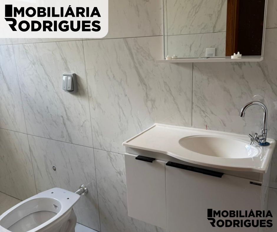 Imagens do imóveis VENDE-SE CASA EM EXCELENTE LOCALIZAÇÃO