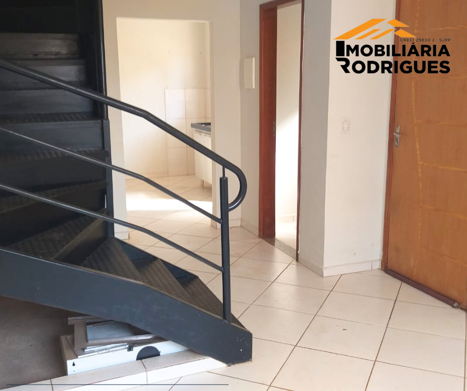 Imagens do imóveis ALUGA-SE SOBRADO EM EXCELENTE LOCALIZAÇÃO