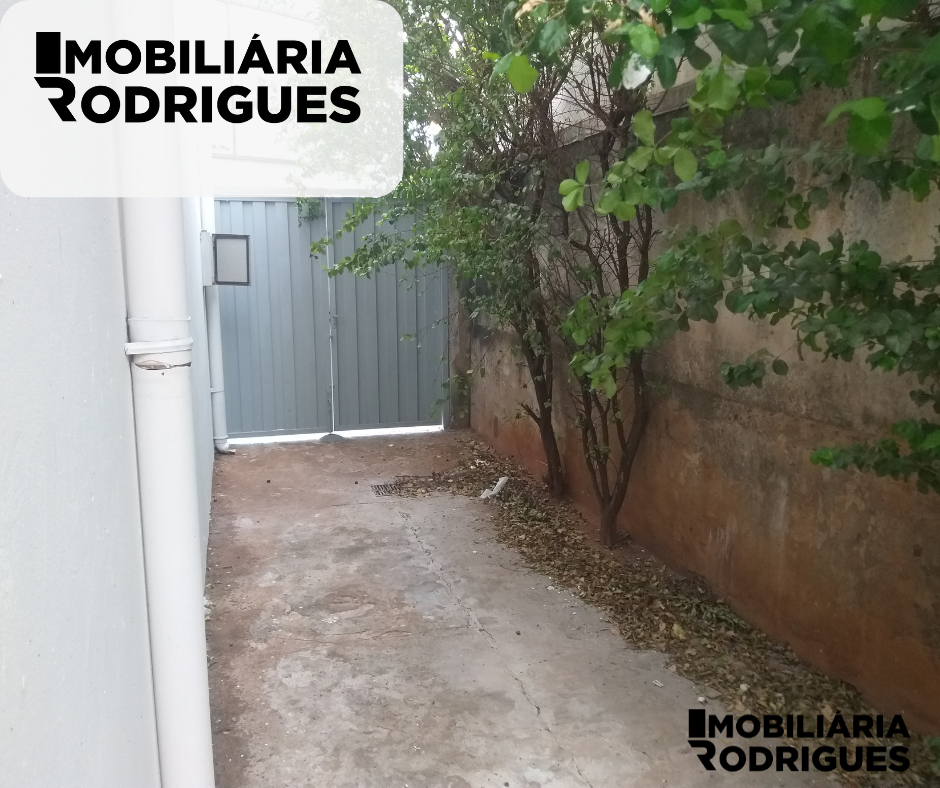Imagens do imóveis ALUGA-SE SALÃO COMERCIAL EM EXCELENTE LOCALIZAÇÃO