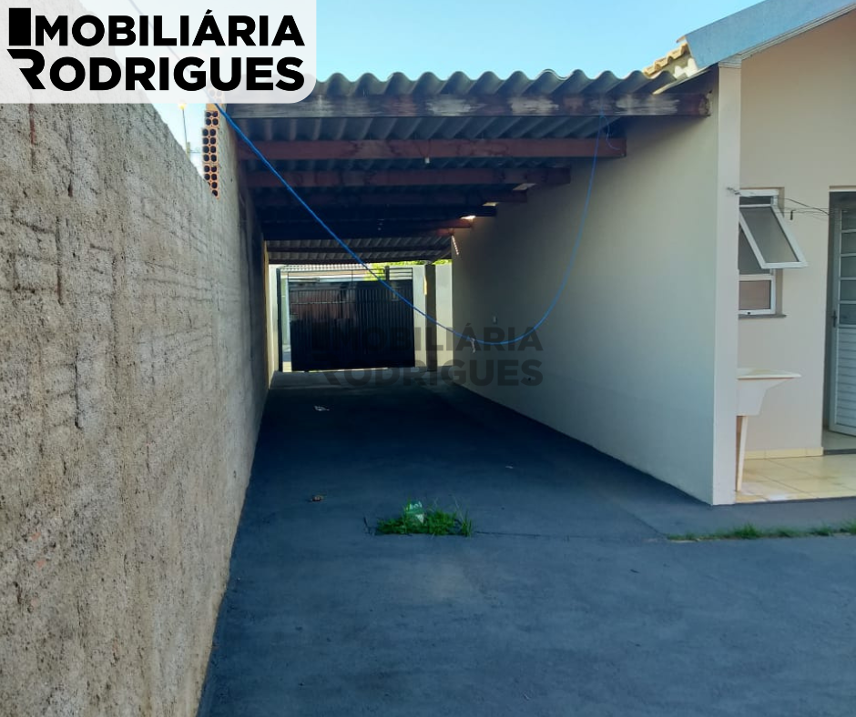 Imagens do imóveis VENDE-SE CASA EXCELENTE LOCALIZAÇÃO