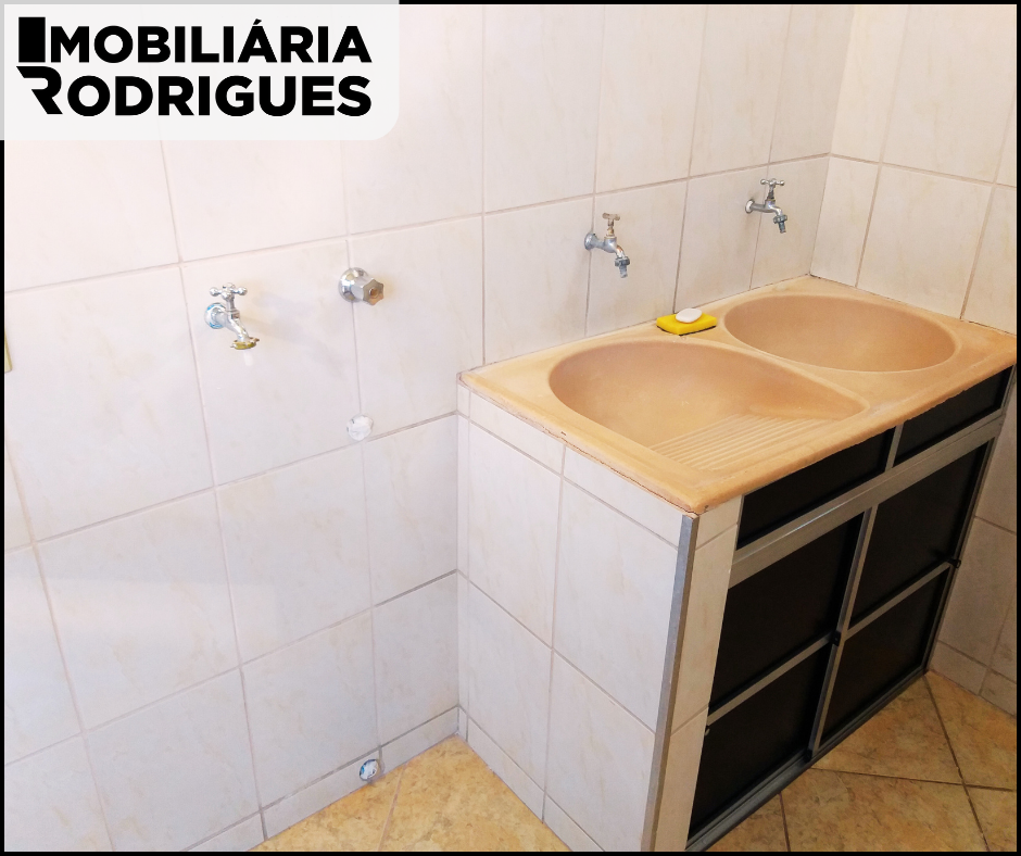 Imagens do imóveis CASA 2 Dormitório Px. ao Novo Supermercado PORECATU